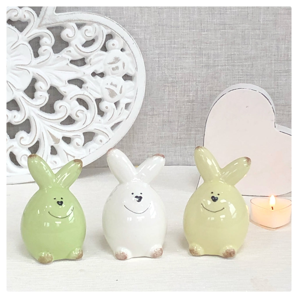 Set of 3 ceramic bunnies