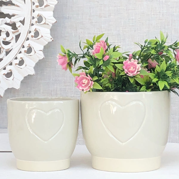 Aria Heart Plant Pot